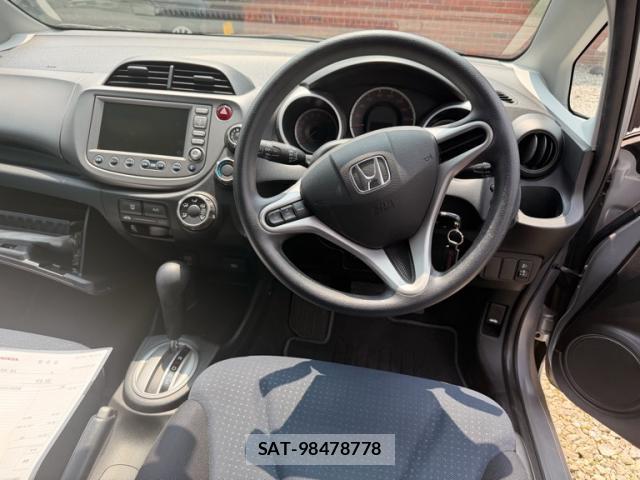 Honda FIT 2010-01 8219621-15