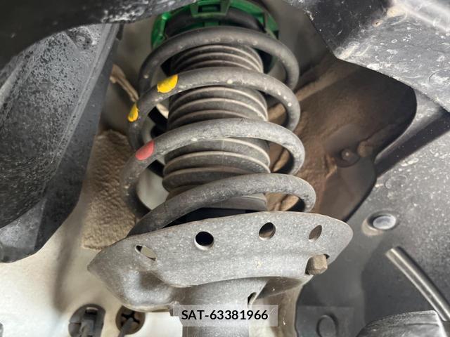 Honda FIT 2014-03 8219688-19