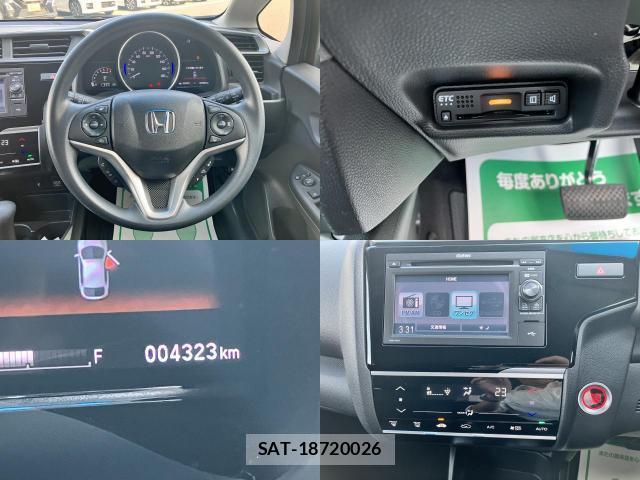 Honda FIT 2017-11 8221236-15