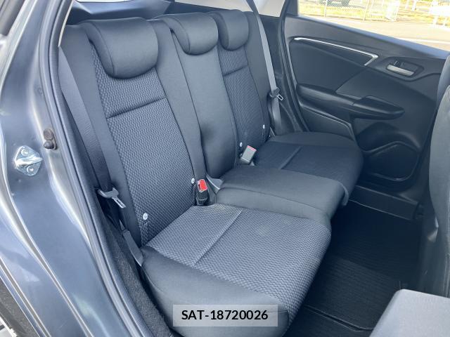 Honda FIT 2017-11 8221236-6