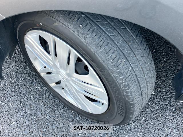 Honda FIT 2017-11 8221236-8