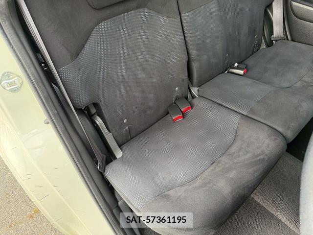Honda FIT 2013-06 8223384-10
