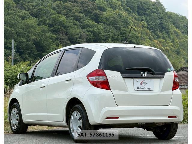 Honda FIT 2013-06 8223384-8