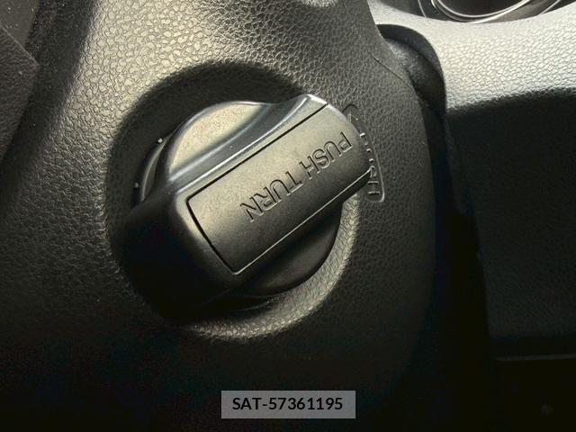 Honda FIT 2013-06 8223384-9