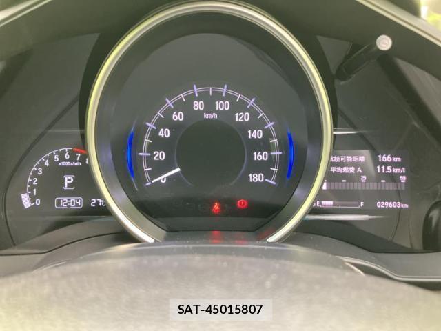 Honda FIT 2017-12 8223444-12