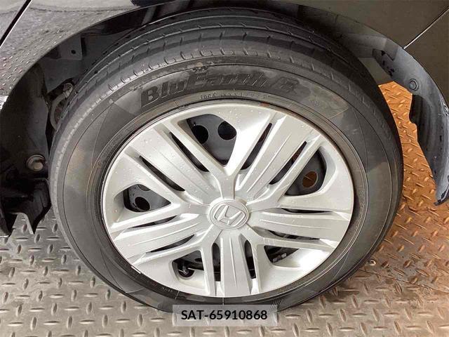 Honda FIT 2019-06 8224559-12