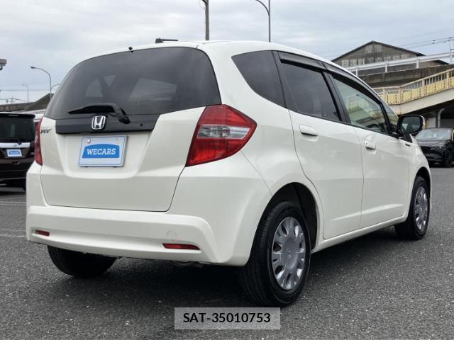Honda FIT 2012-03 8225216-2