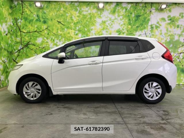 Honda FIT 2013-11 8225473-1