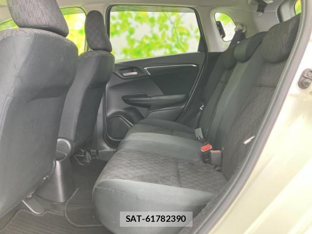 Honda FIT 2013-11 8225473-6