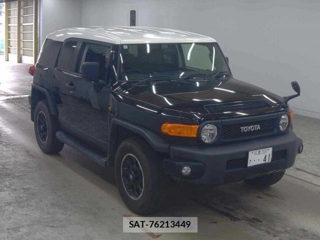 Toyota FJ CRUISER 2018-01 8217729-3