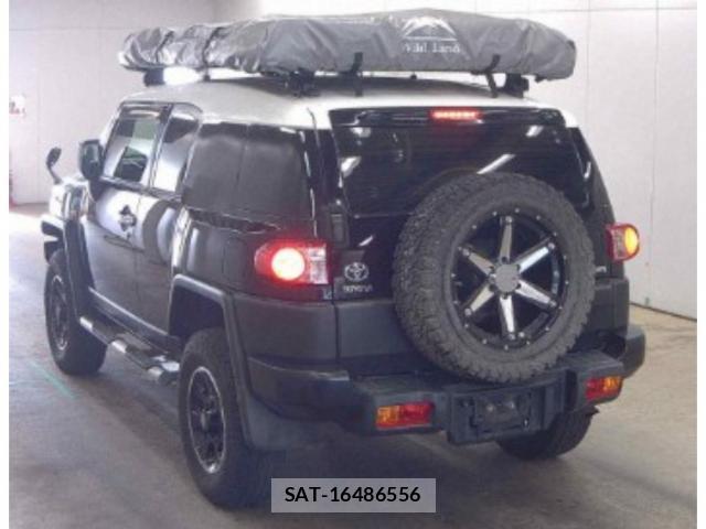 Toyota FJ CRUISER 2015-07 8218871-1
