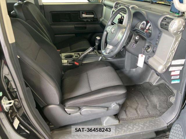 Toyota FJ CRUISER 2014-09 8218991-4