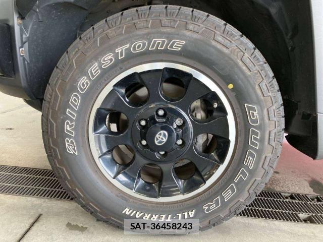 Toyota FJ CRUISER 2014-09 8218991-8