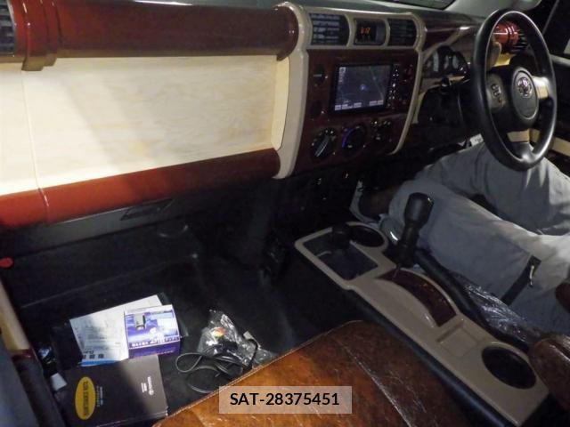 Toyota FJ CRUISER 2010-12 8221440-2