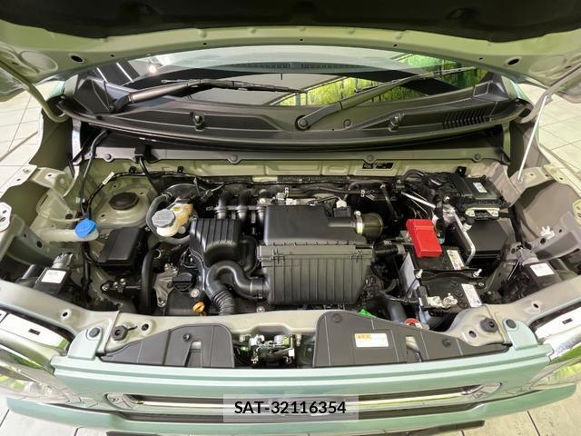 Mazda FLAIR CROSSOVER 2025-04 8216316-17