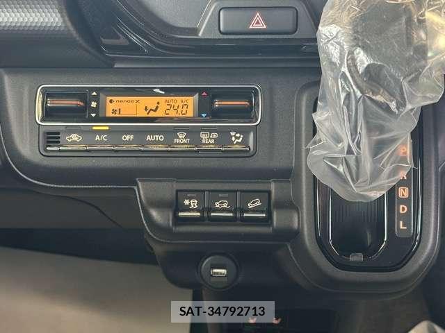 Mazda FLAIR CROSSOVER 2024-10 8218224-4