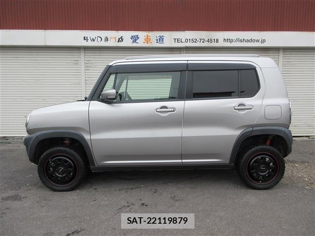 Mazda FLAIR CROSSOVER 2014-02 8221019-2