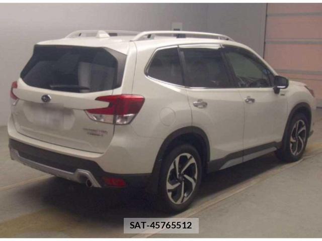 Subaru FORESTER 2022-01 8218041-4