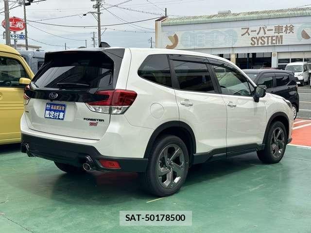 Subaru FORESTER 2022-10 8218247-1