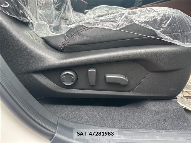 Subaru FORESTER 2026-07 8218782-13