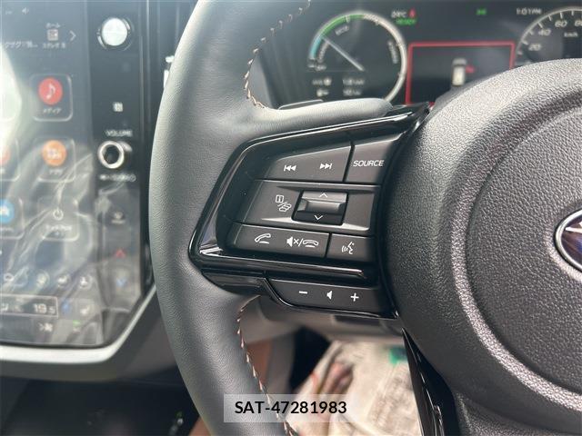 Subaru FORESTER 2026-07 8218782-17