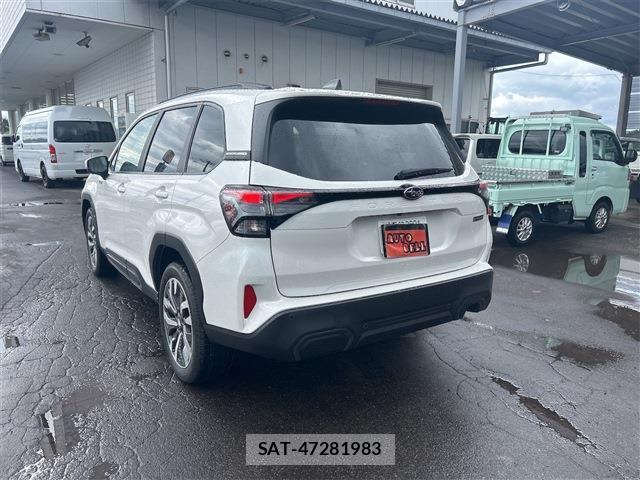 Subaru FORESTER 2026-07 8218782-5
