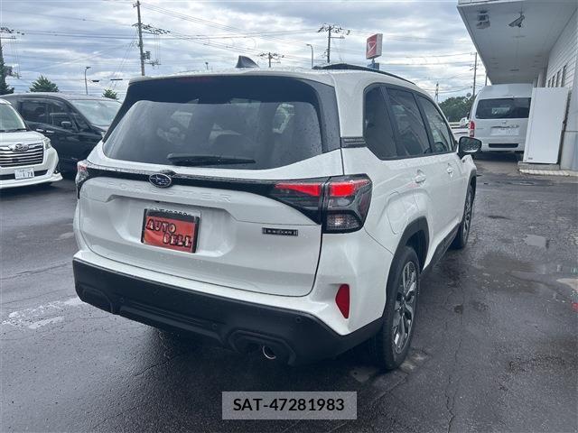 Subaru FORESTER 2026-07 8218782-7