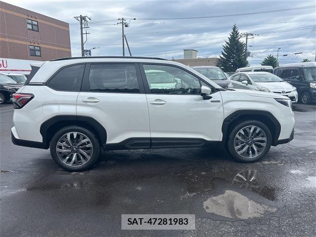 Subaru FORESTER 2026-07 8218782-8