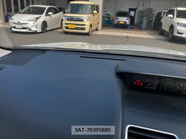 Subaru FORESTER 2015-02 8219799-10
