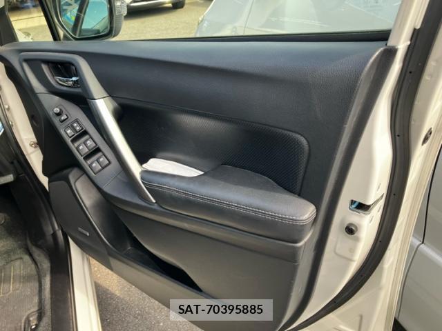 Subaru FORESTER 2015-02 8219799-8