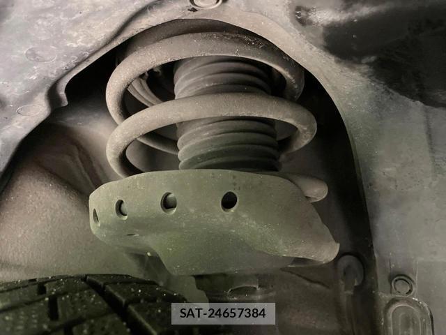Subaru FORESTER 2014-08 8220776-19