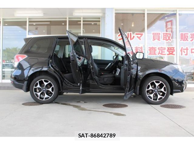 Subaru FORESTER 2018-01 8222295-14