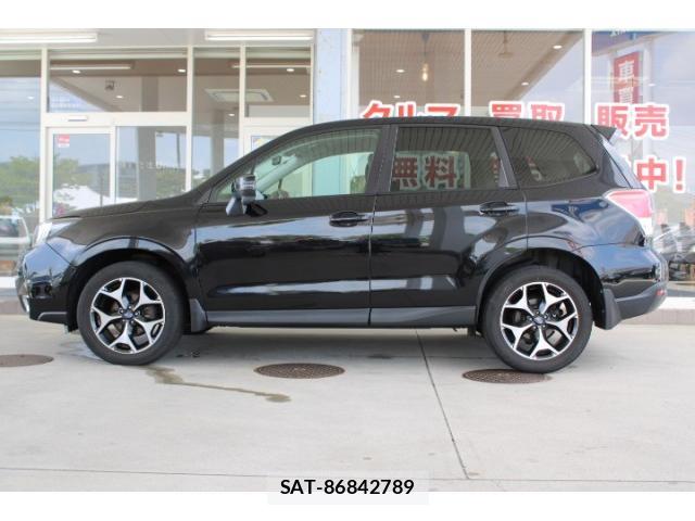 Subaru FORESTER 2018-01 8222295-2