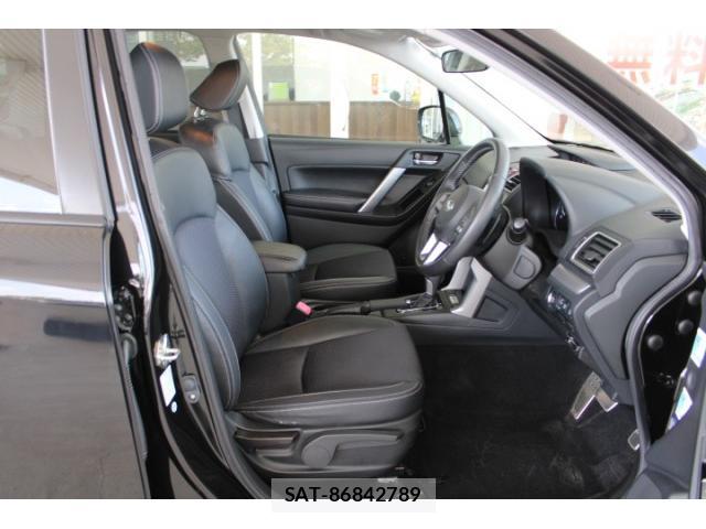 Subaru FORESTER 2018-01 8222295-4
