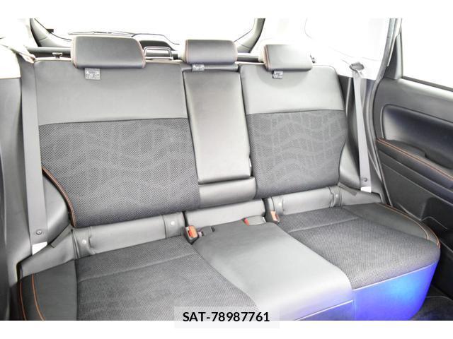Subaru FORESTER 2017-02 8223229-18