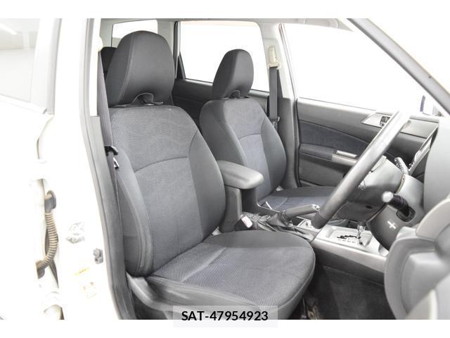 Subaru FORESTER 2012-03 8223230-16
