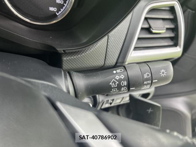 Subaru FORESTER 2022-03 8225175-13