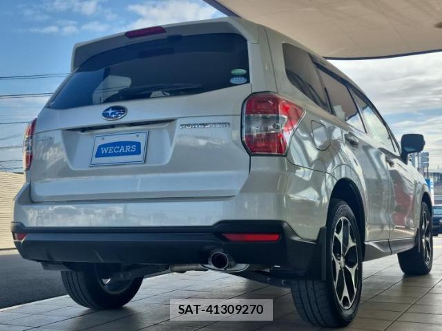 Subaru FORESTER 2013-04 8225384-2