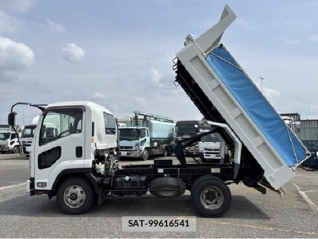 Isuzu FORWARD 2017 8221779-13