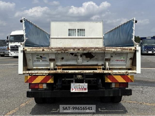 Isuzu FORWARD 2017 8221779-15