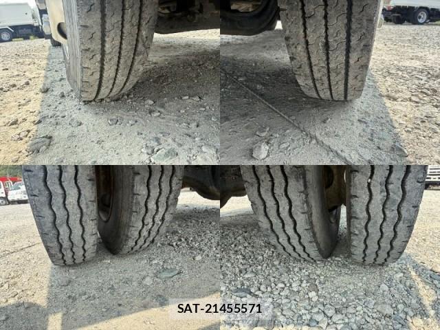 Isuzu FORWARD 2011-08 8223558-8