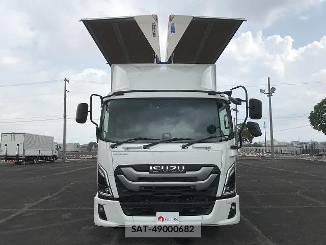 Isuzu FORWARD 2024-03 8223911-1