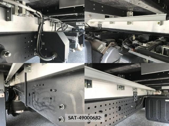 Isuzu FORWARD 2024-03 8223911-12