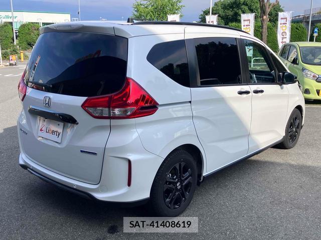 Honda FREED HYBRID 2024-06 8219747-11