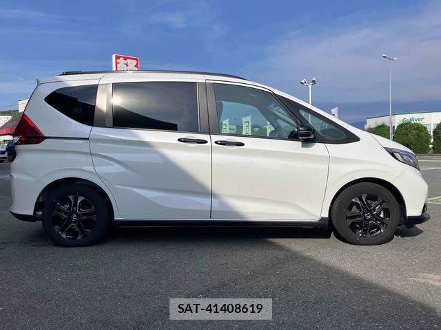 Honda FREED HYBRID 2024-06 8219747-7