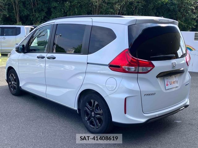 Honda FREED HYBRID 2024-06 8219747-9