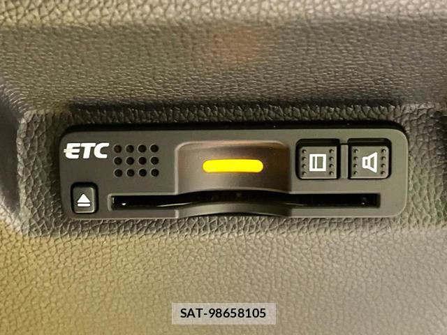 Honda FREED HYBRID 2017-12 8220537-9