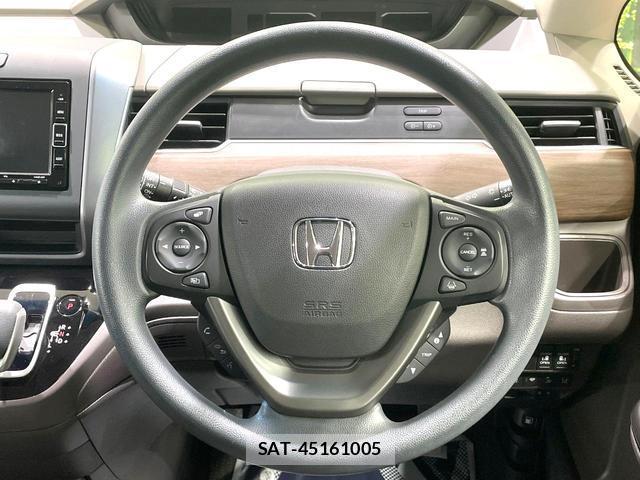 Honda FREED HYBRID 2021-12 8221985-11