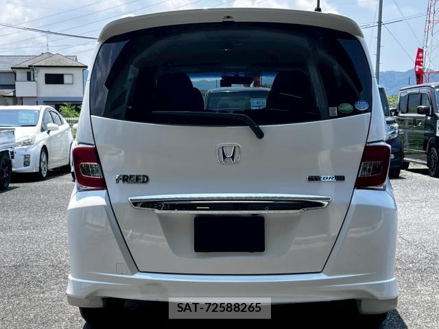 Honda FREED HYBRID 2014-08 8222154-5