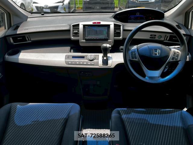 Honda FREED HYBRID 2014-08 8222154-8